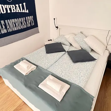 Little Americas California Apartament *